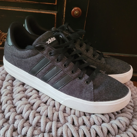 adidas daily 2.0 men's sneakers